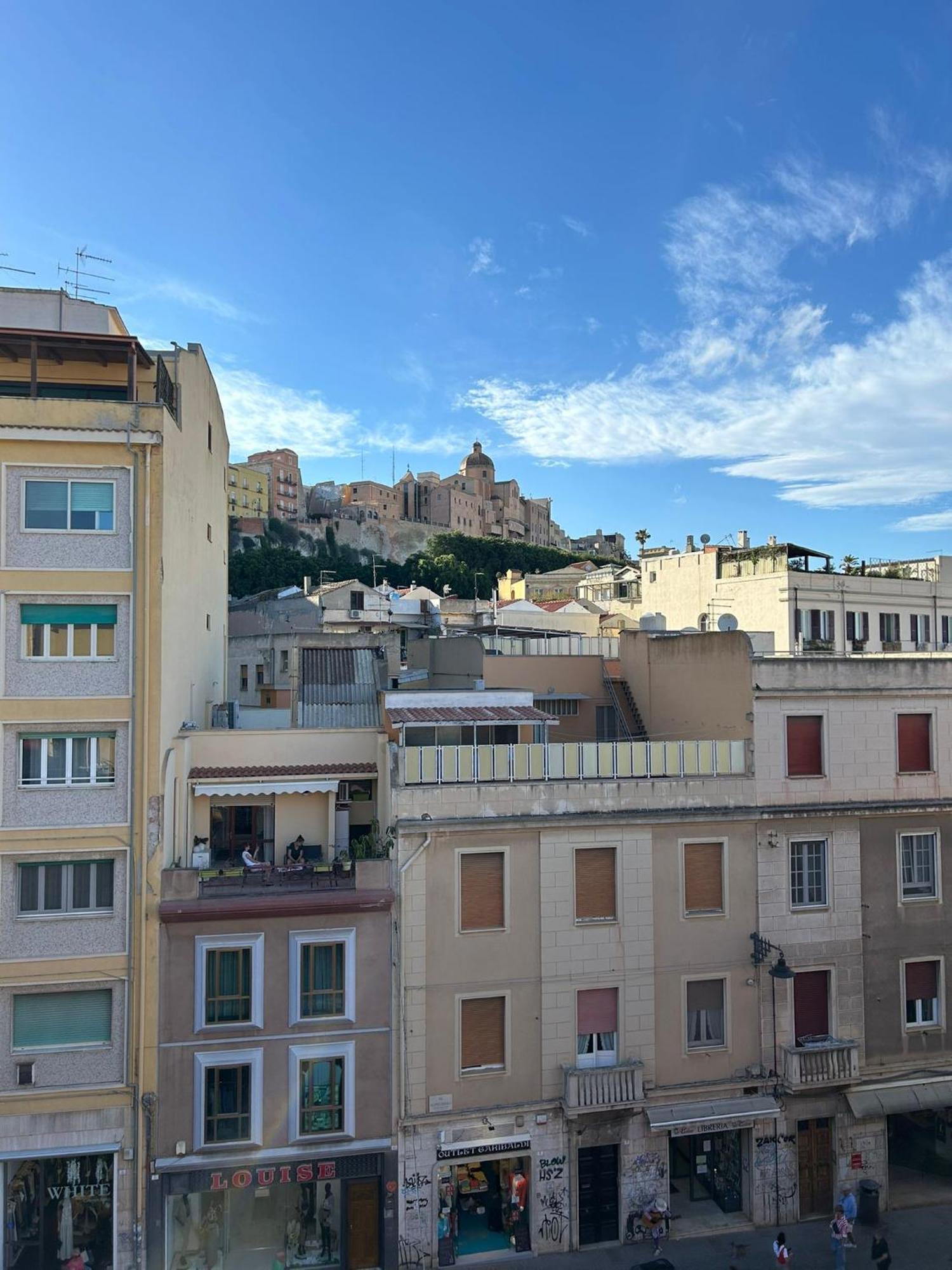 Vanilla Rooms Cagliari Bagian luar foto