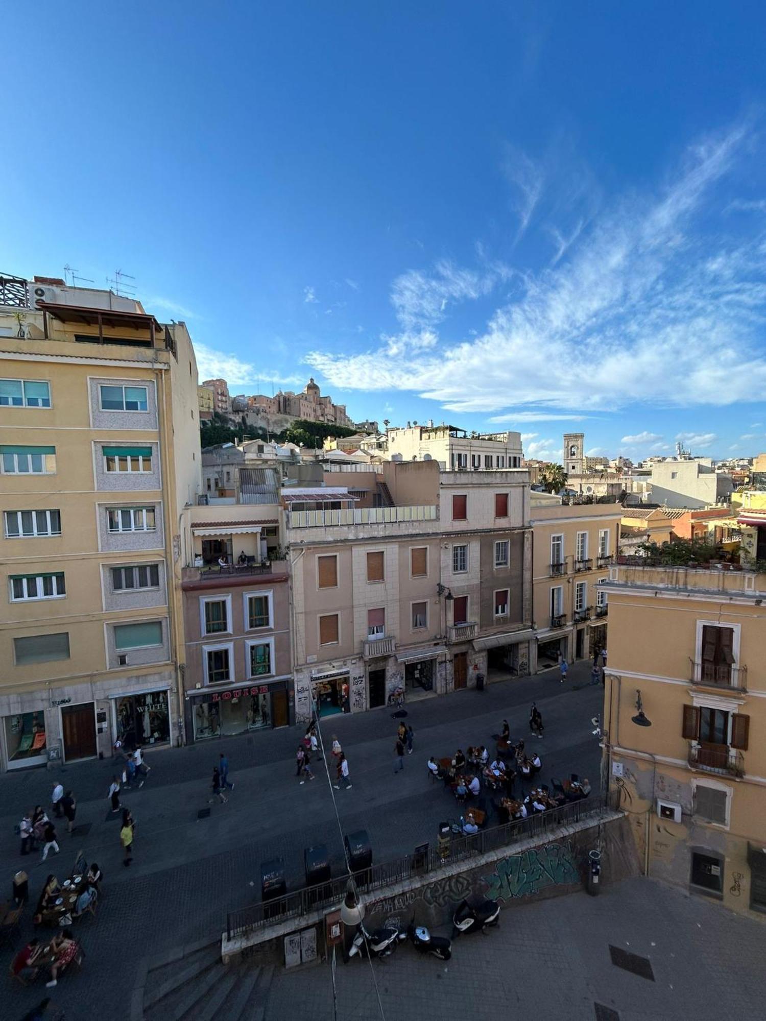 Vanilla Rooms Cagliari Bagian luar foto