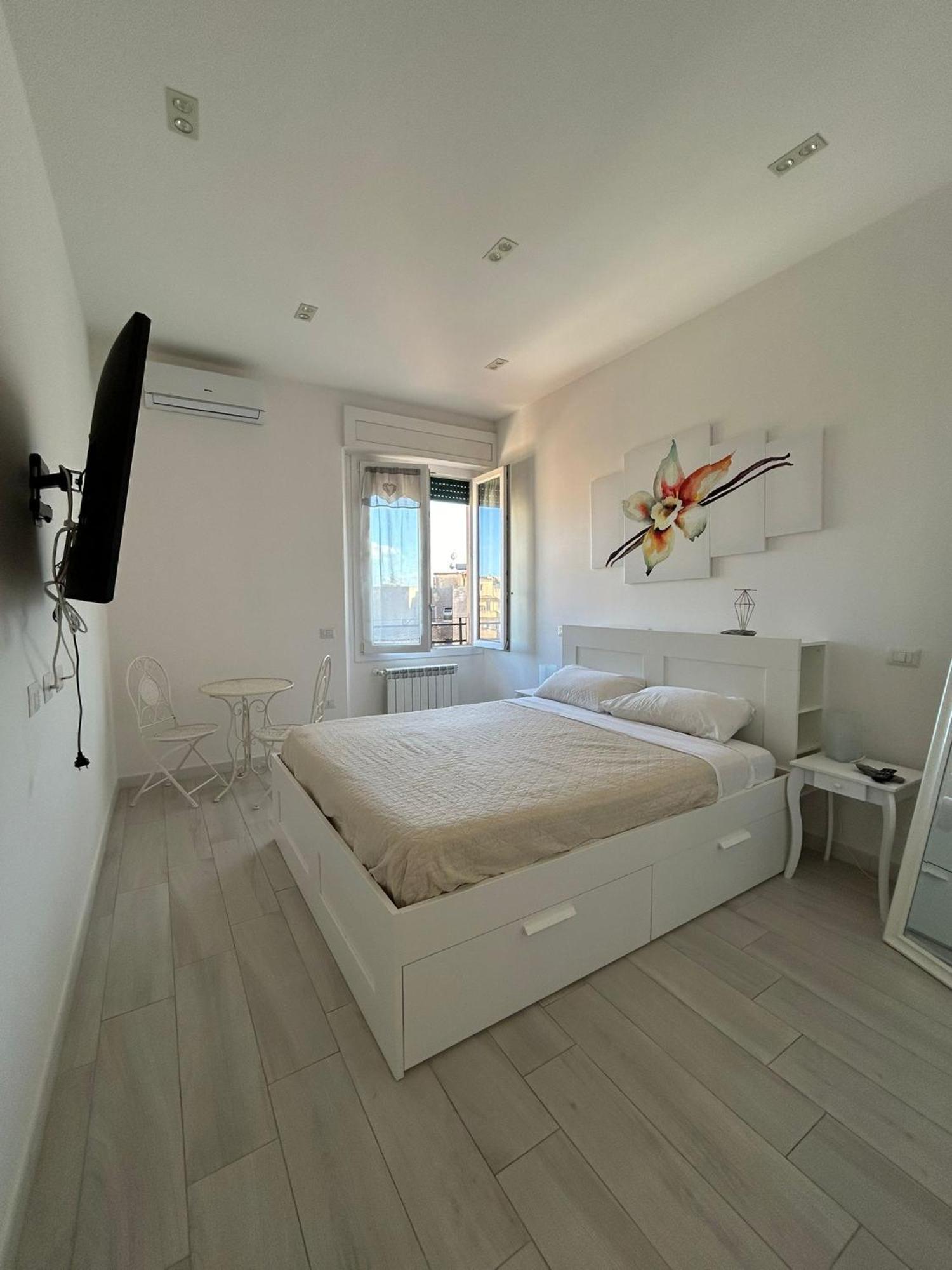 Vanilla Rooms Cagliari Bagian luar foto